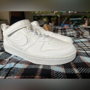 3Y Nike air force w/ velcro